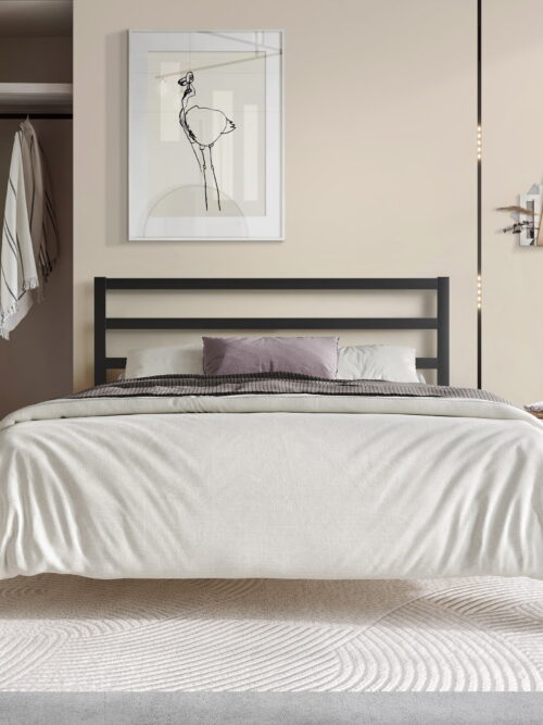 Castle Place Classic Metal Platform Bed, Queen Size, Black