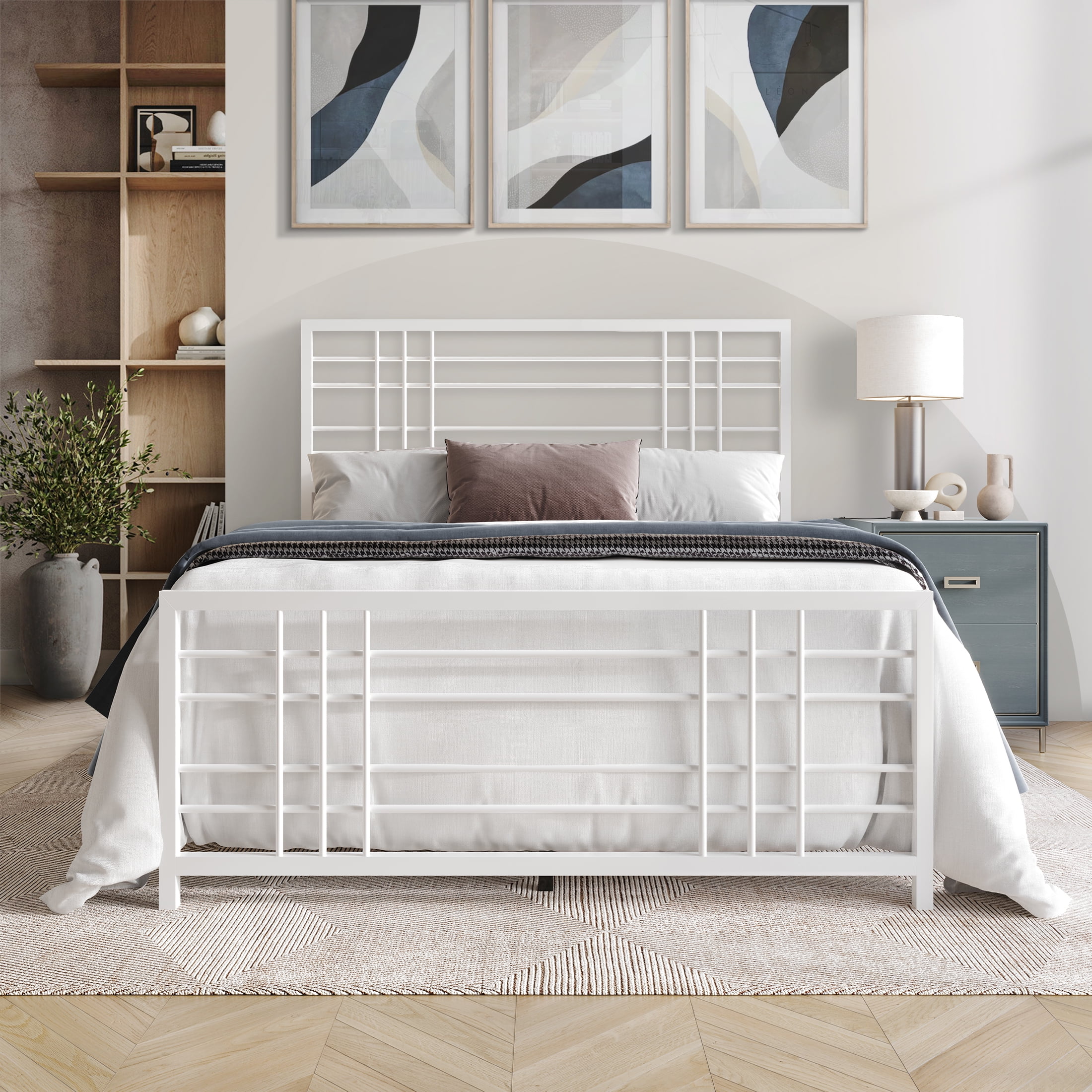 Castle Place Simple Classic King Size Metal Panel Bed, White