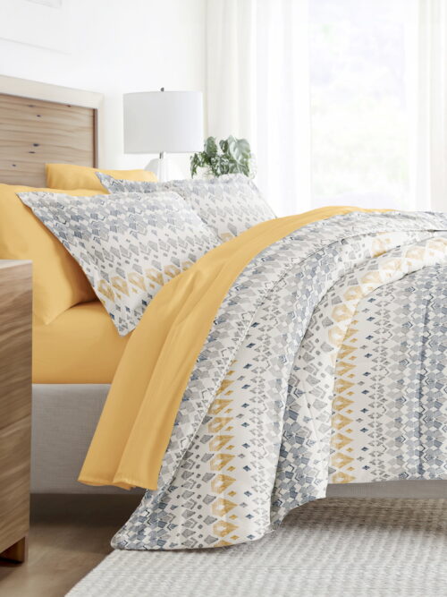 Noble Linens 7 Piece Bedding Bundle, Microfiber Patterned Comforter and Sheet Set, Queen