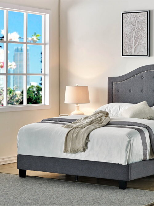 Uspridefurniture Skipworth Upholstered Panel Linen Queen Bed