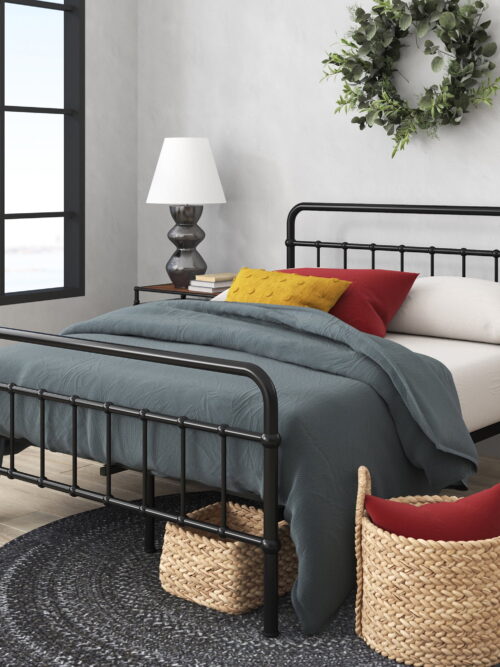 Zinus Florence 42" Metal Platform Bed Frame, Black, Full
