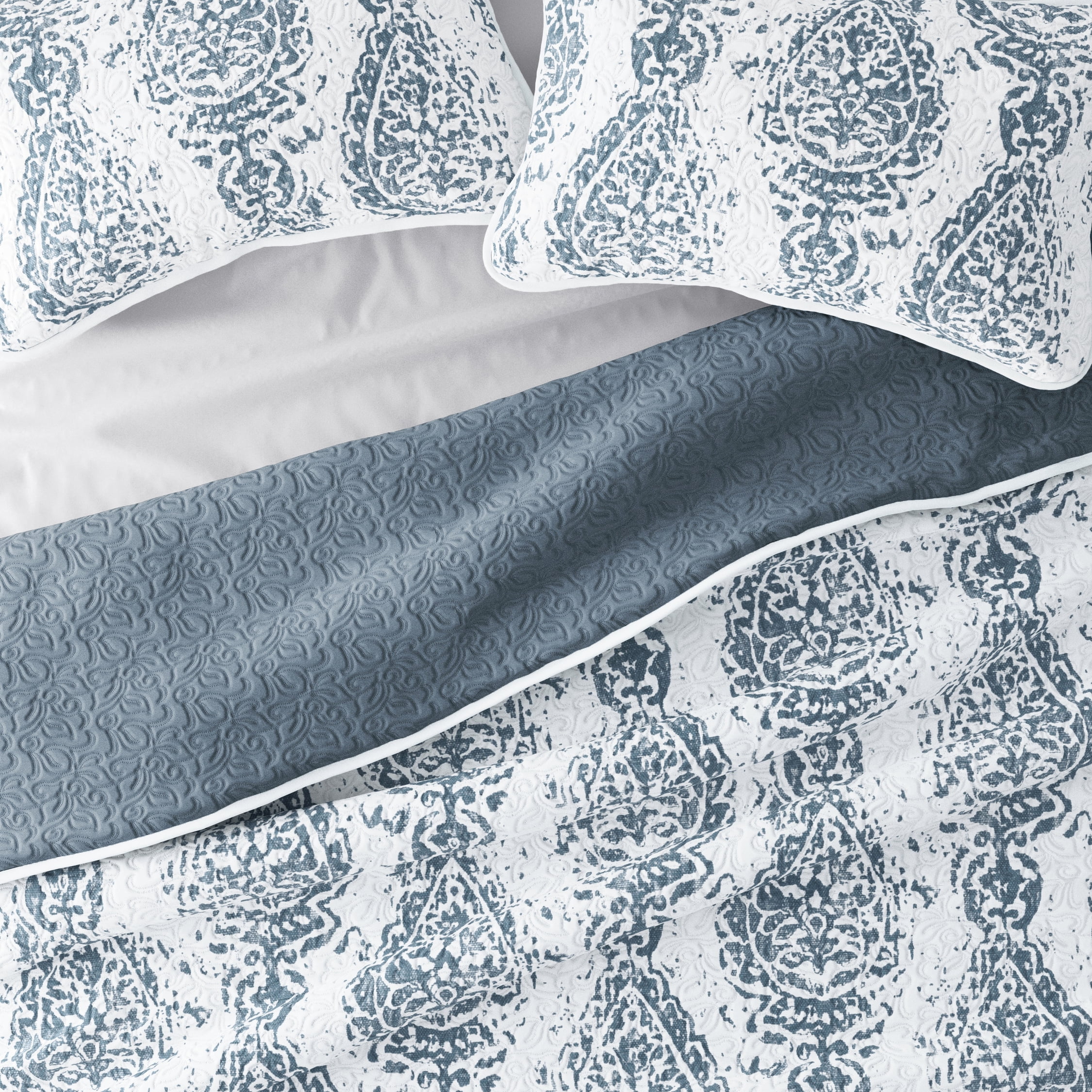 Noble Linens Dusk Blue 3 Piece Distressed Damask Reversible Print Quilt Set, King / CalKing - Image 2