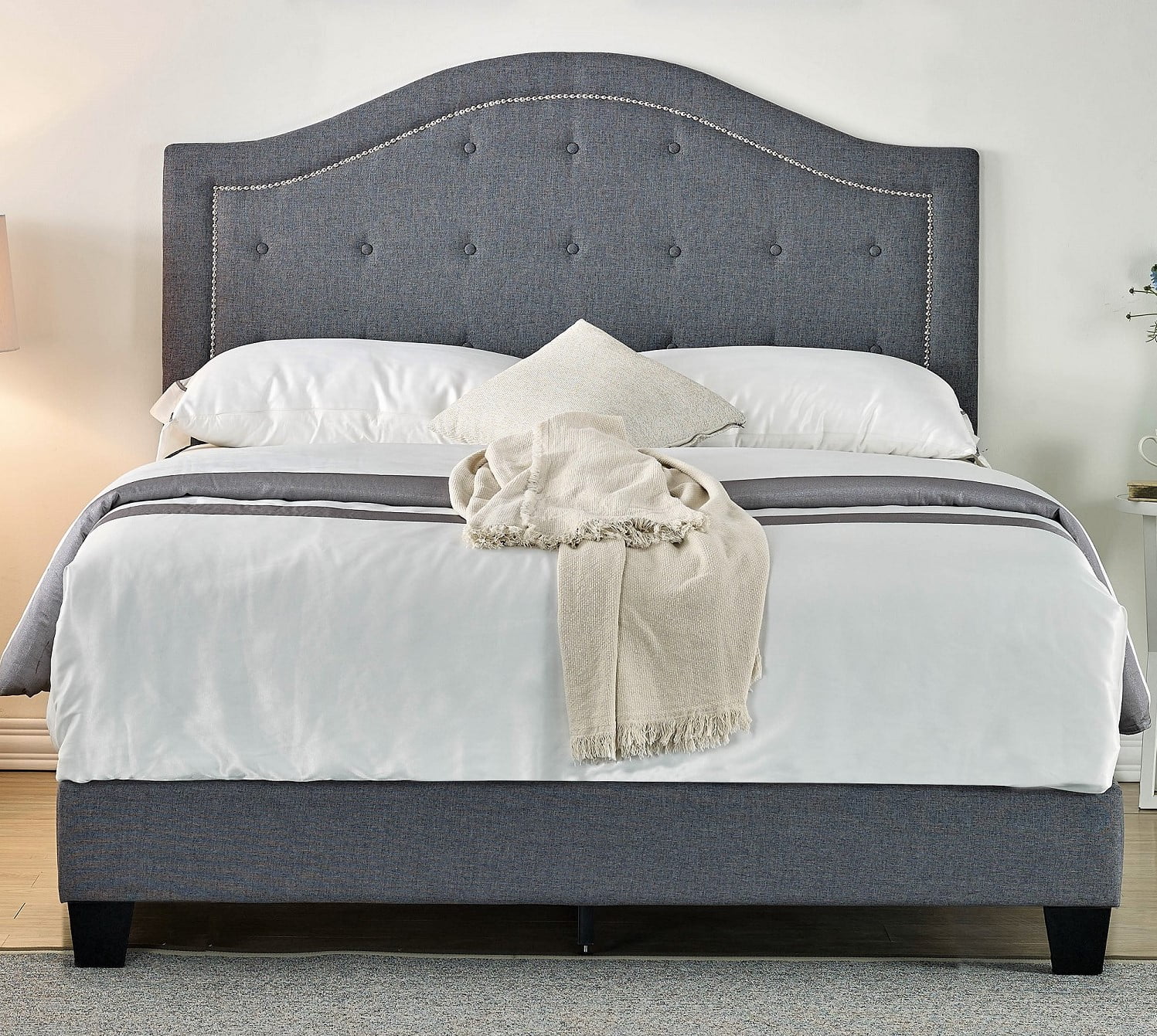 Uspridefurniture Skipworth Upholstered Panel Linen Queen Bed - Image 3